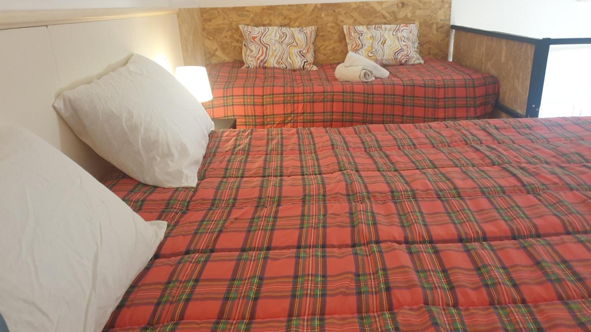 Home Hostel كاتانيا المظهر الخارجي الصورة